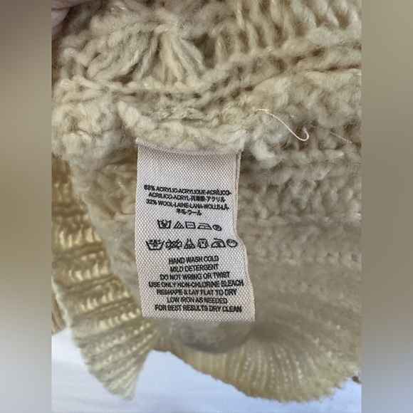 Free People chunky knit cream colored long sleeve sweater multiple patterns Sz M - Picture 7 of 14